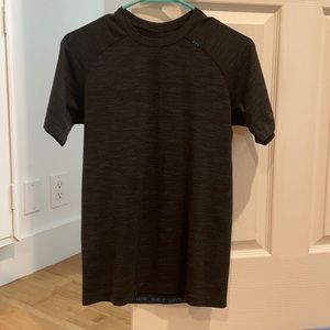 Men’s Lululemon Shirt Xsmall